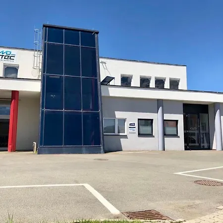 Kobra Fuer 4 Personen