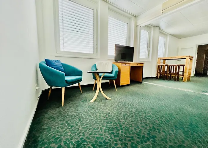 Kobra Fuer 4 Personen *